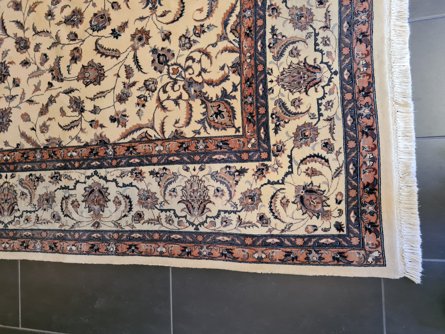 Feiner Königlicher Isfahan Orientteppich Handgeknüpft und Hochwertig 314x247cm