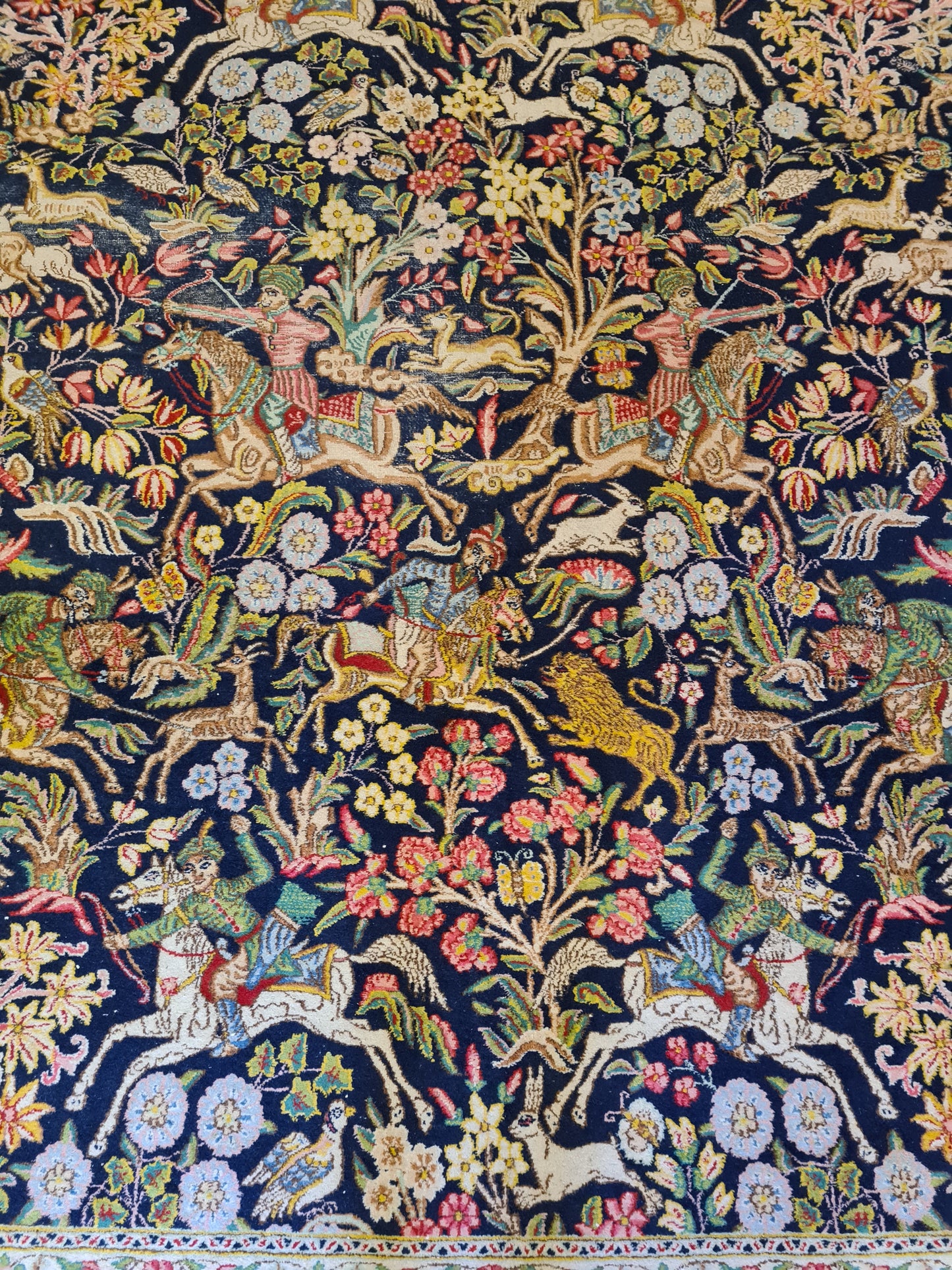 Königlicher Kirmān Palast-Teppich – Handgeknüpftes Meisterwerk 400x270cm
