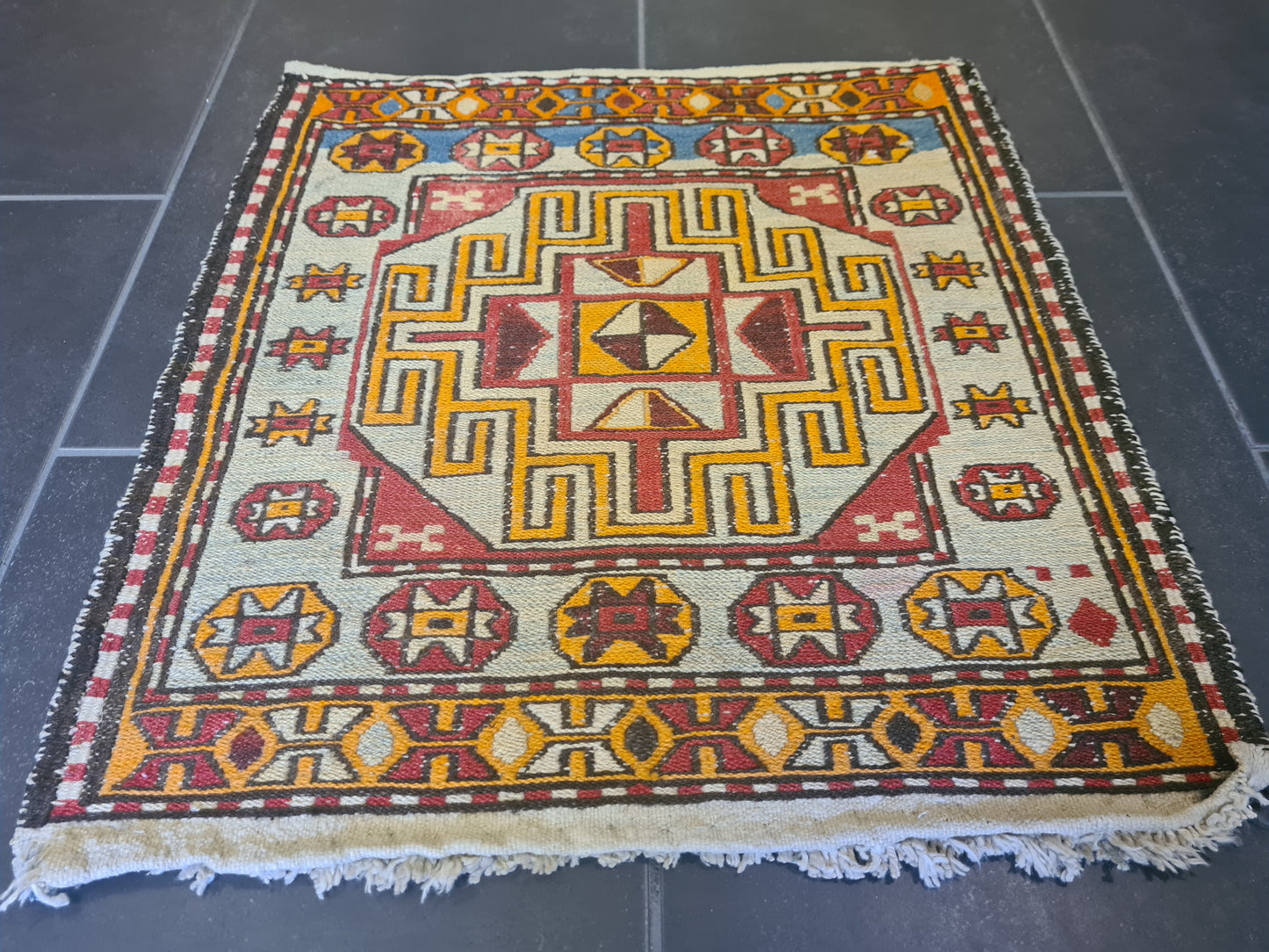 Antiker Feiner Handgeknüpfter Sumack Kazak Orientteppich 50x53cm