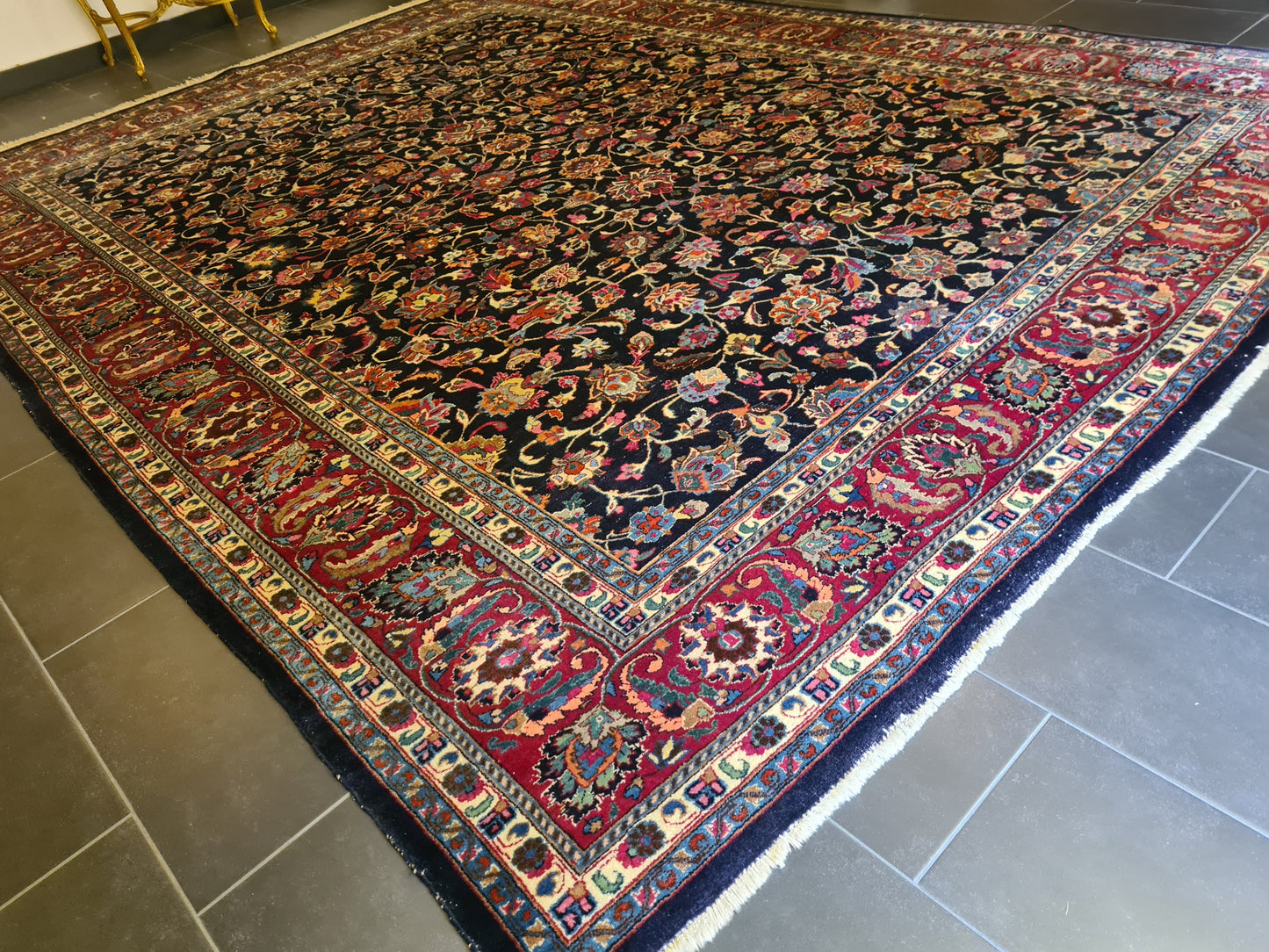 Perser Teppich Handgeknüpfter Meshed Orientteppich 391x307cm