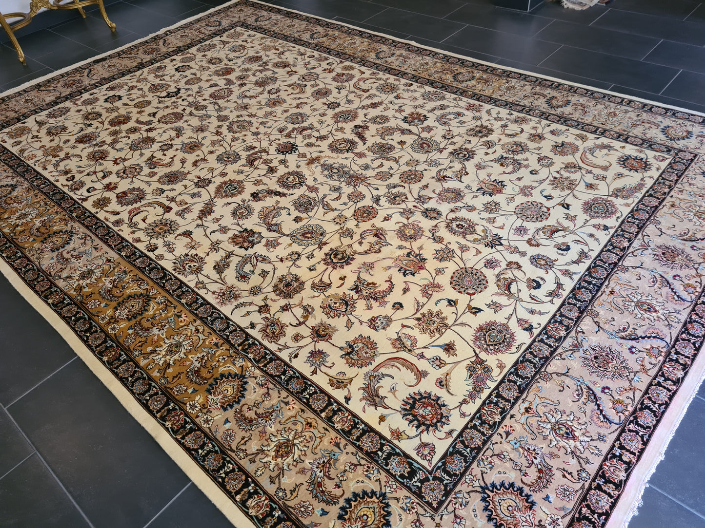 Perser Isfahan Teppich Handgeknüpfter Seidenteppich 351x242cm