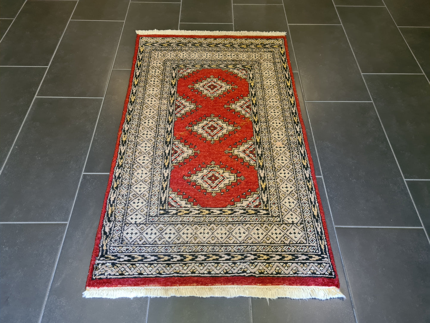 Feiner handgeknüpfter Perser Teppich Buchara Jomut Orientteppich 130x78 cm