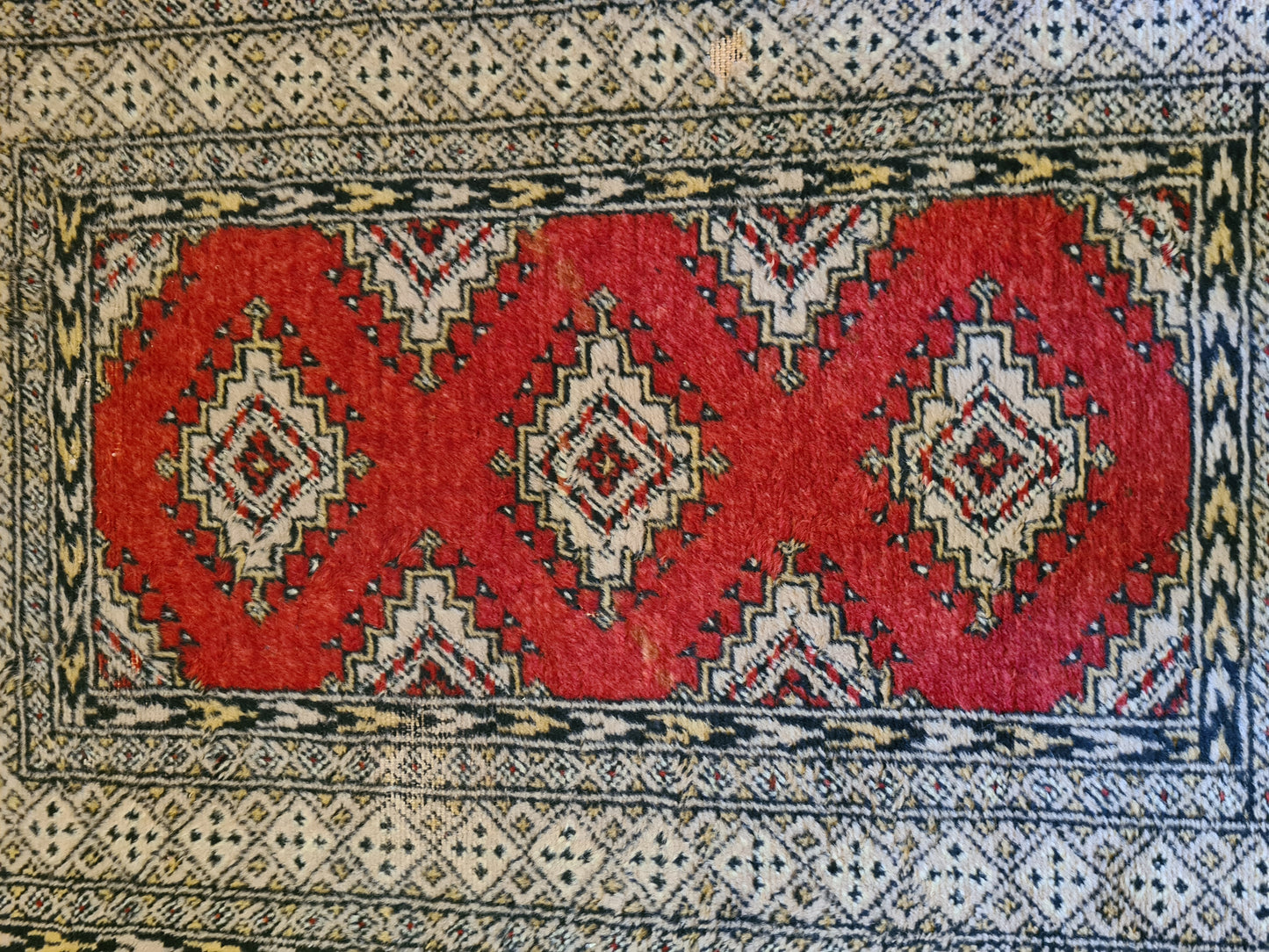 Feiner handgeknüpfter Perser Teppich Buchara Jomut Orientteppich 130x78 cm