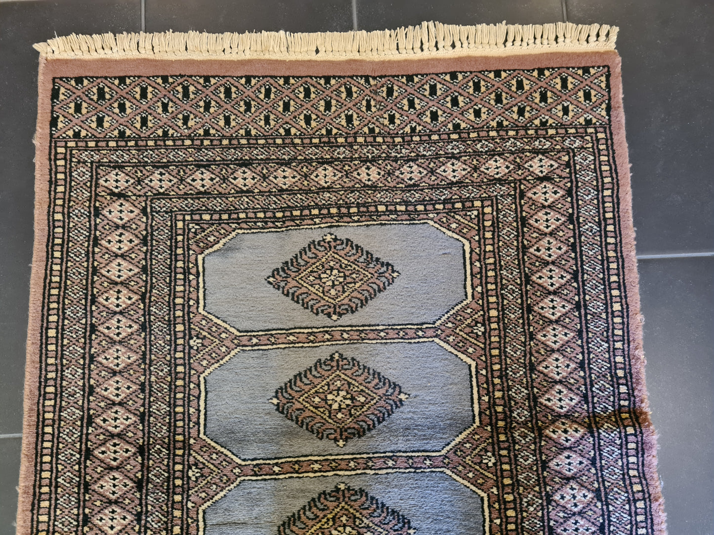 Feiner Handgeknüpfter Perser Teppich Orientteppich Buchara Jomut 126x82cm