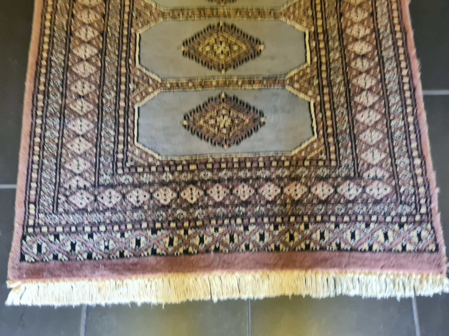 Feiner Handgeknüpfter Perser Teppich Orientteppich Buchara Jomut 126x82cm