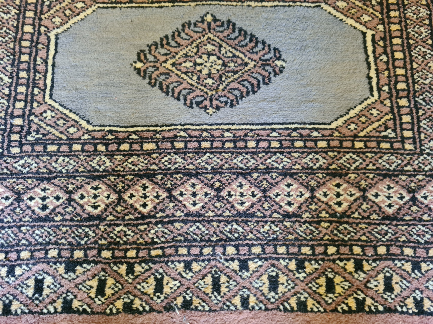 Feiner Handgeknüpfter Perser Teppich Orientteppich Buchara Jomut 126x82cm