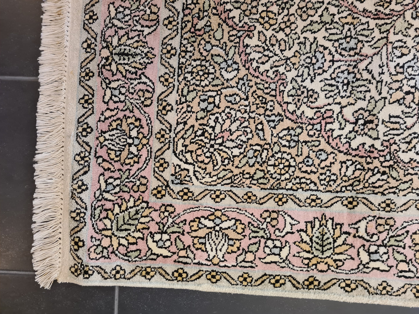 Feiner Handgeknüpfter Perser Teppich Seiden Orientteppich Kashmir 154x92cm