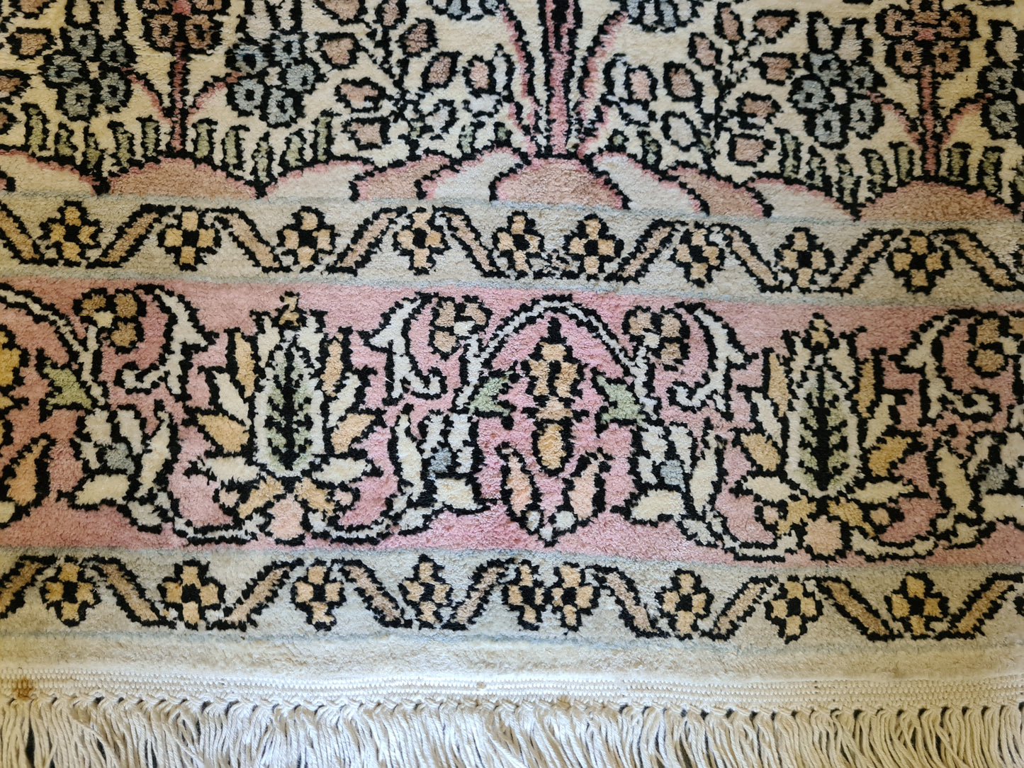 Feiner Handgeknüpfter Perser Teppich Seiden Orientteppich Kashmir 154x92cm