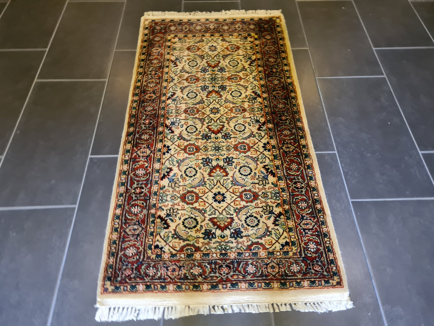 Feiner Handgeknüpfter Perser Teppich Orientteppich Täbris 136x72cm