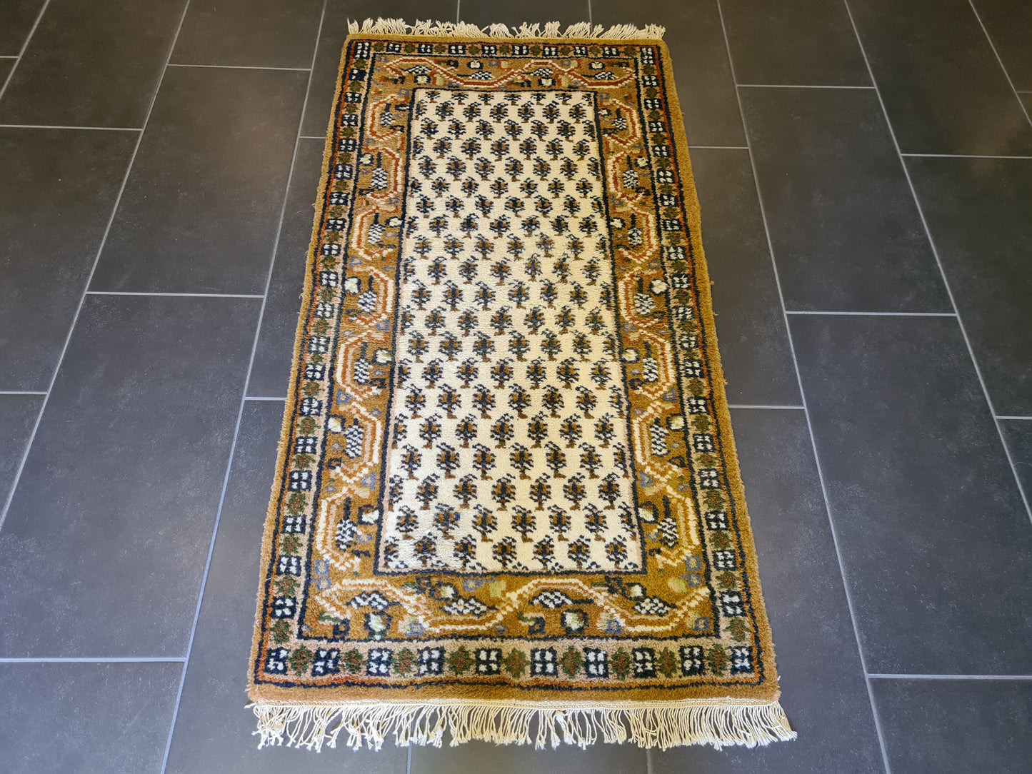 Edler handgeknüpfter Perserteppich Sarough Mir 136x71cm Orientteppich