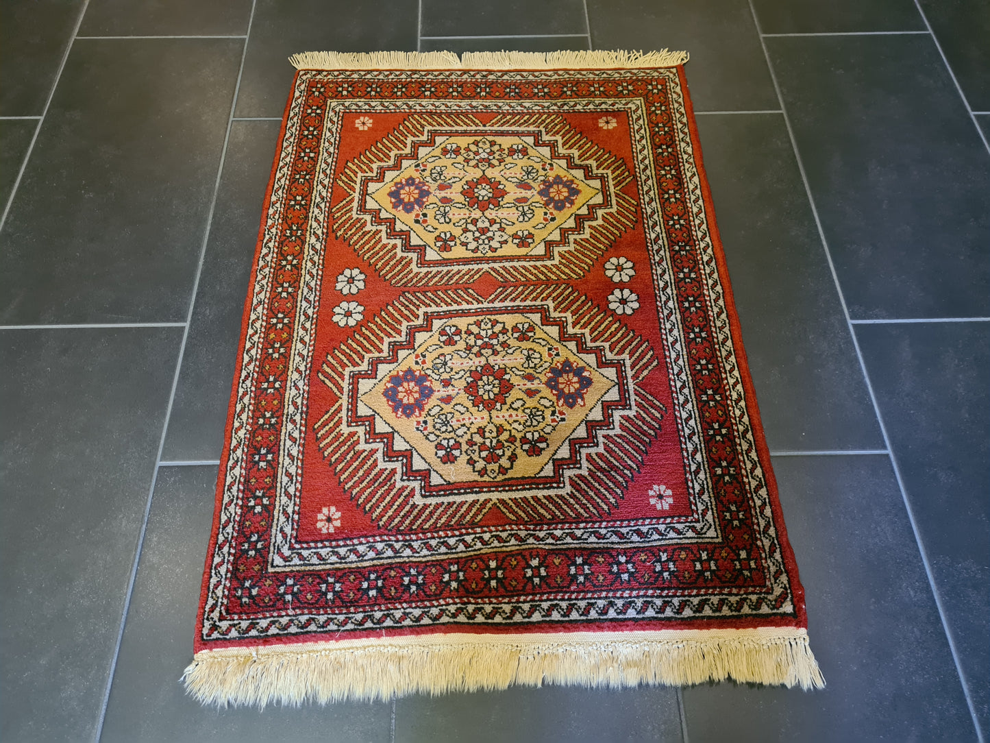 Feiner Handgeknüpfter Perser-Teppich Orientteppich Ghoum 93x68cm