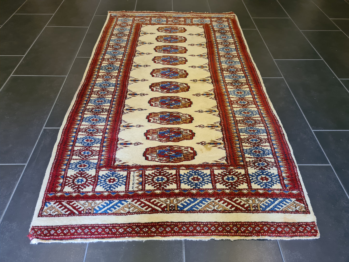 Feiner Handgeknüpfter Perser Teppich Orientteppich Buchara Jomut 179x100cm