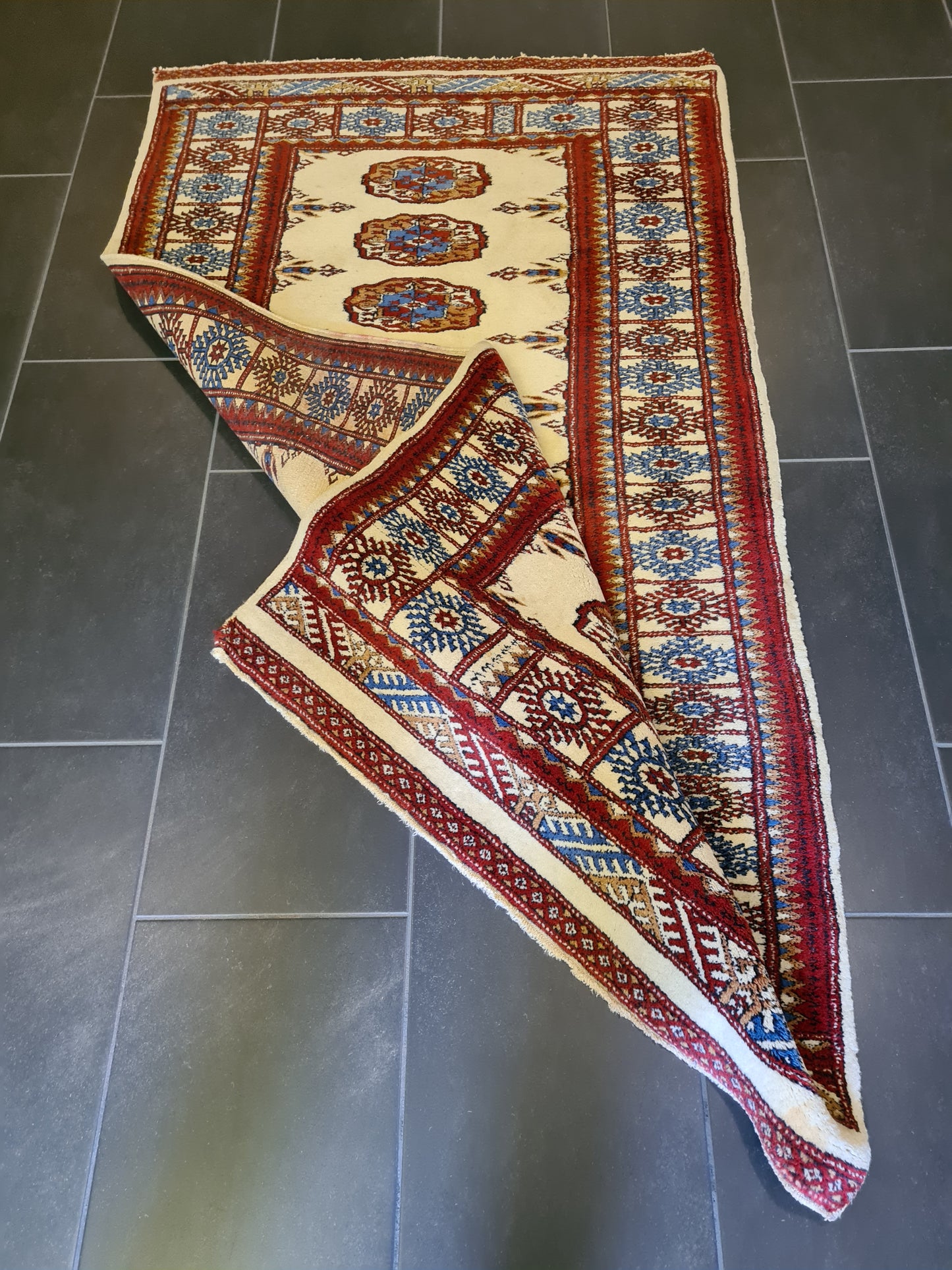 Feiner Handgeknüpfter Perser Teppich Orientteppich Buchara Jomut 179x100cm