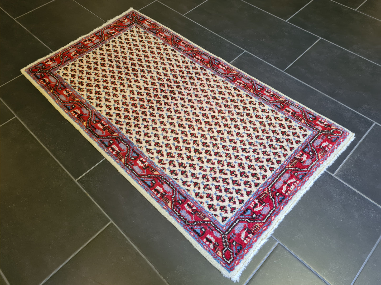 Feiner Handgeknüpfter Perserteppich Sarough Orientteppich 118x67cm Hochwertige Wolle