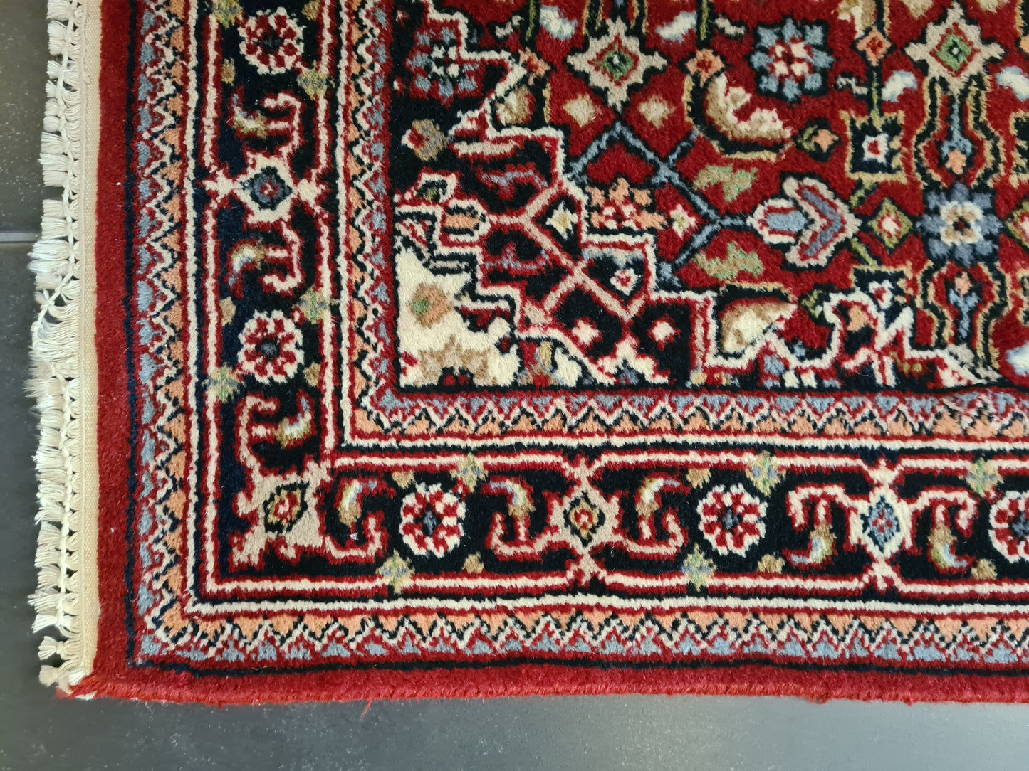 Feiner handgeknüpfter Perser Teppich Bidjar Orientteppich 138x74cm