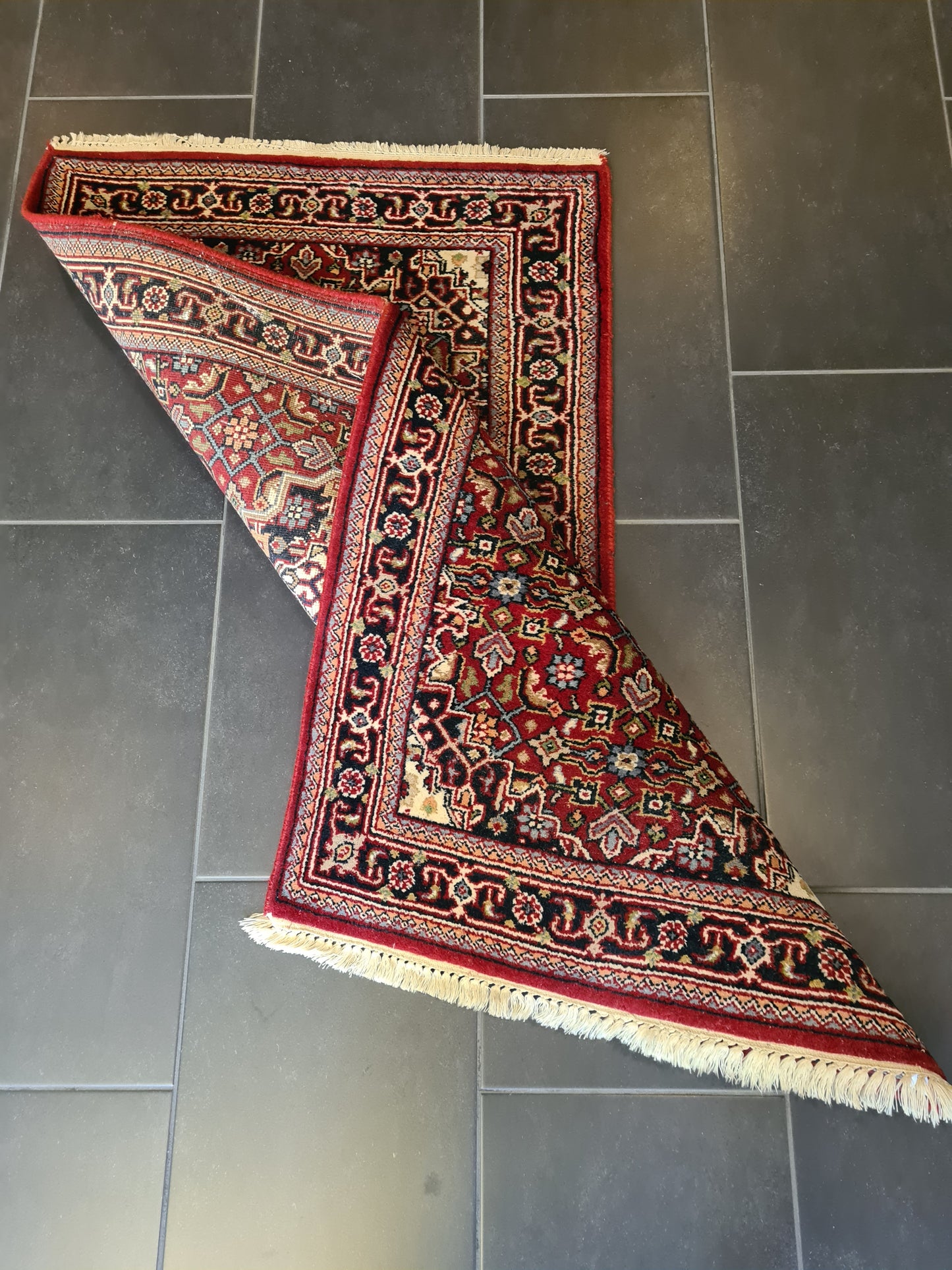 Feiner handgeknüpfter Perser Teppich Bidjar Orientteppich 138x74cm