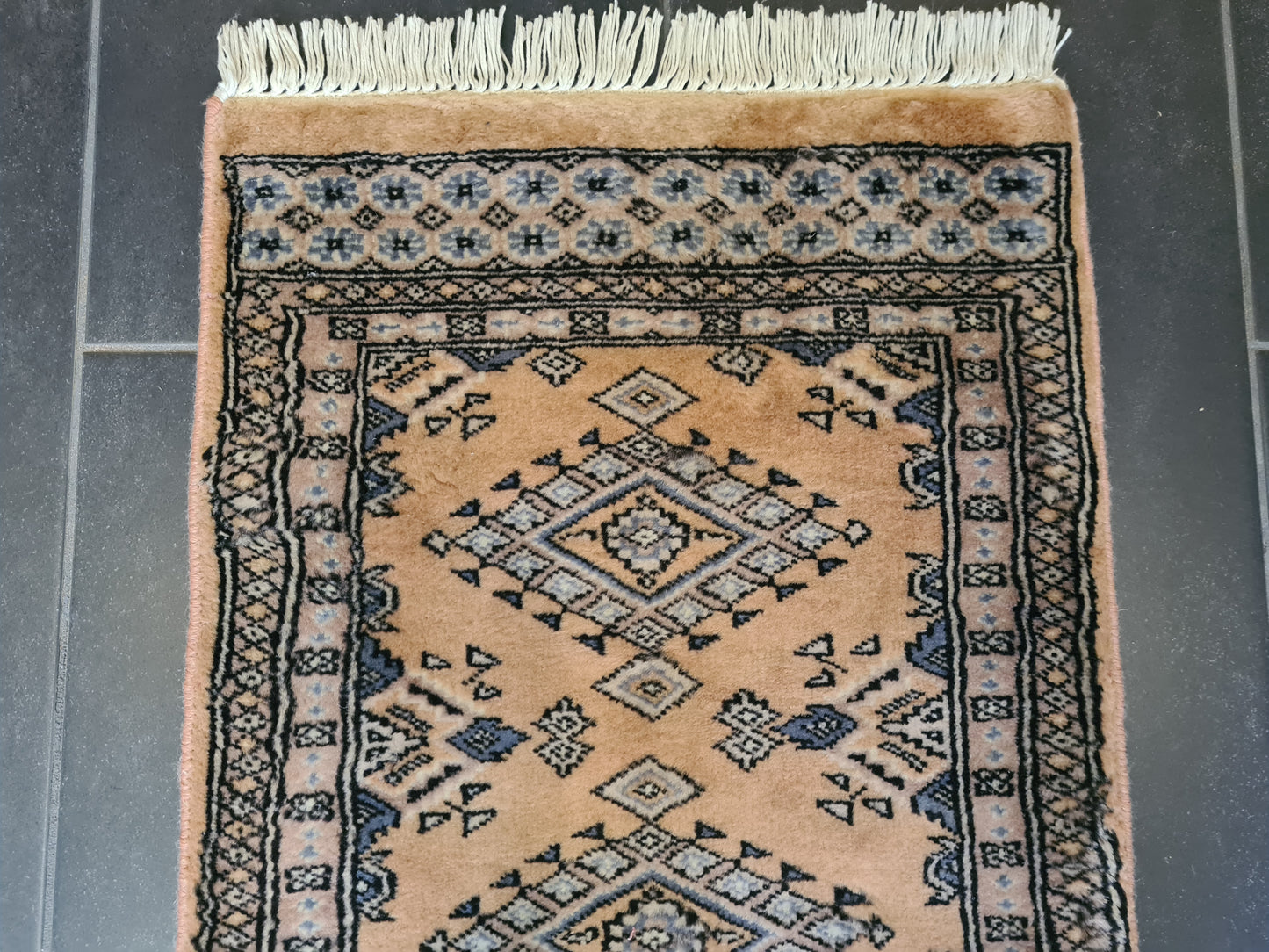 Feiner Handgeknüpfter Perser Teppich Orientteppich Buchara Jomut 122x47cm