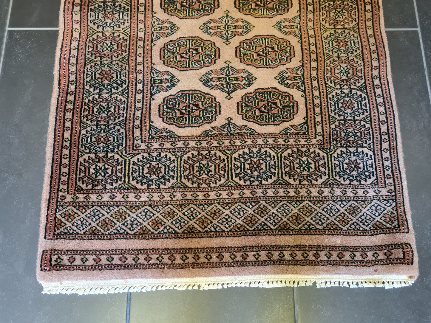 Feiner Handgeknüpfter Orientteppich Buchara Jomut 142x71 cm