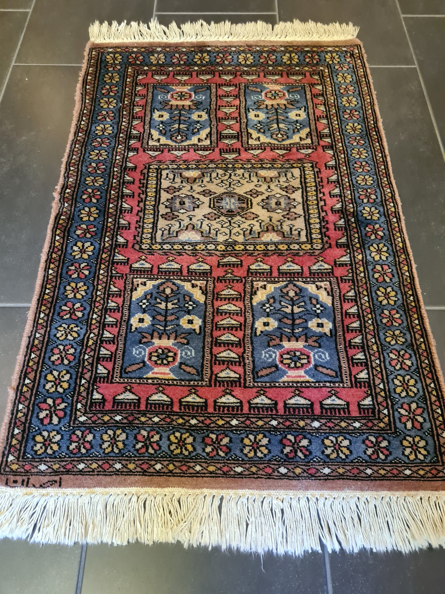 Feiner Handgeknüpfter Orientteppich Buchara Signierter Teppich 97x63cm