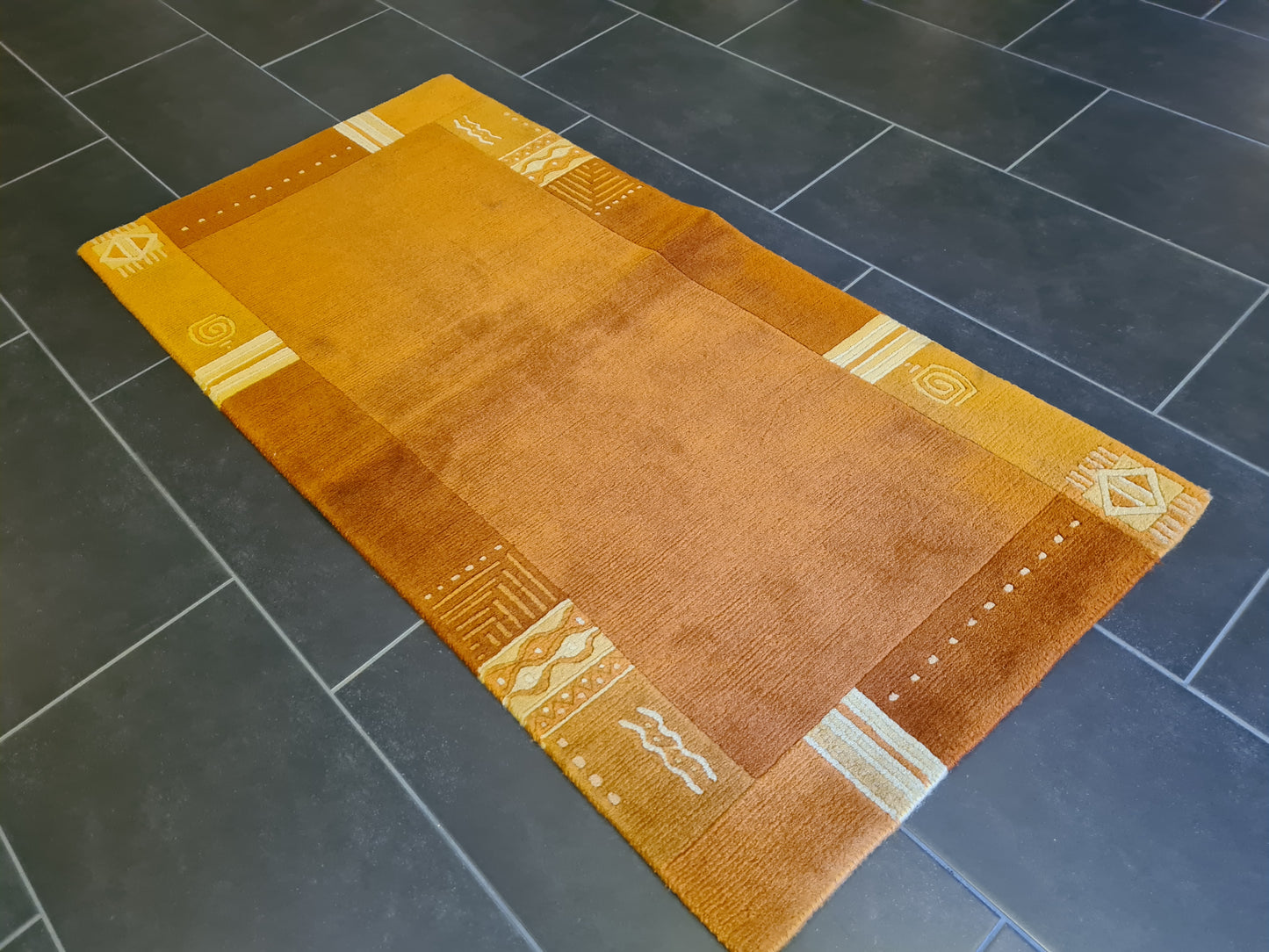 Feiner handgeknüpfter Orientteppich Gabbeh Teppich 142x71 cm