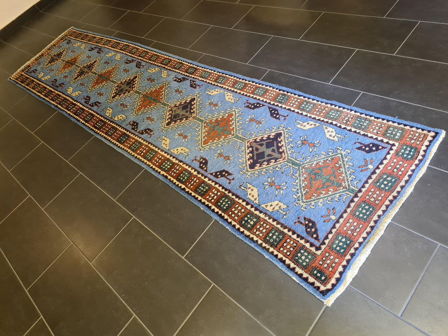 Handgeknüpfter Orientteppich Derbent Sammlerstück 360x88cm