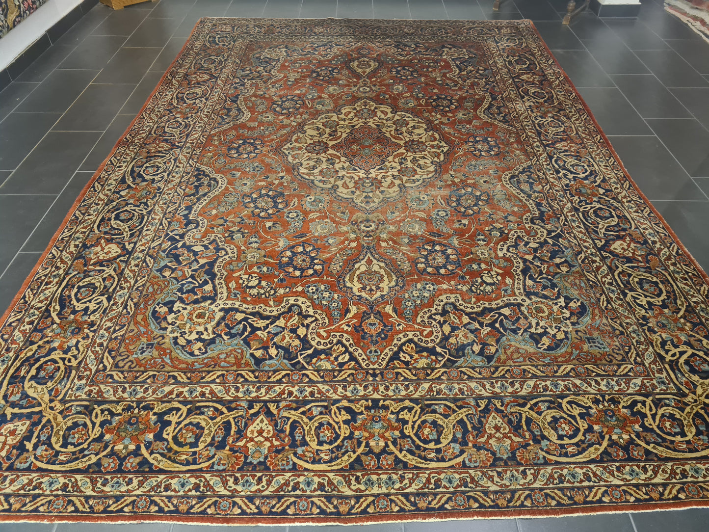 Antiker Prachtvoller Isfahan Orientteppich 390x262cm