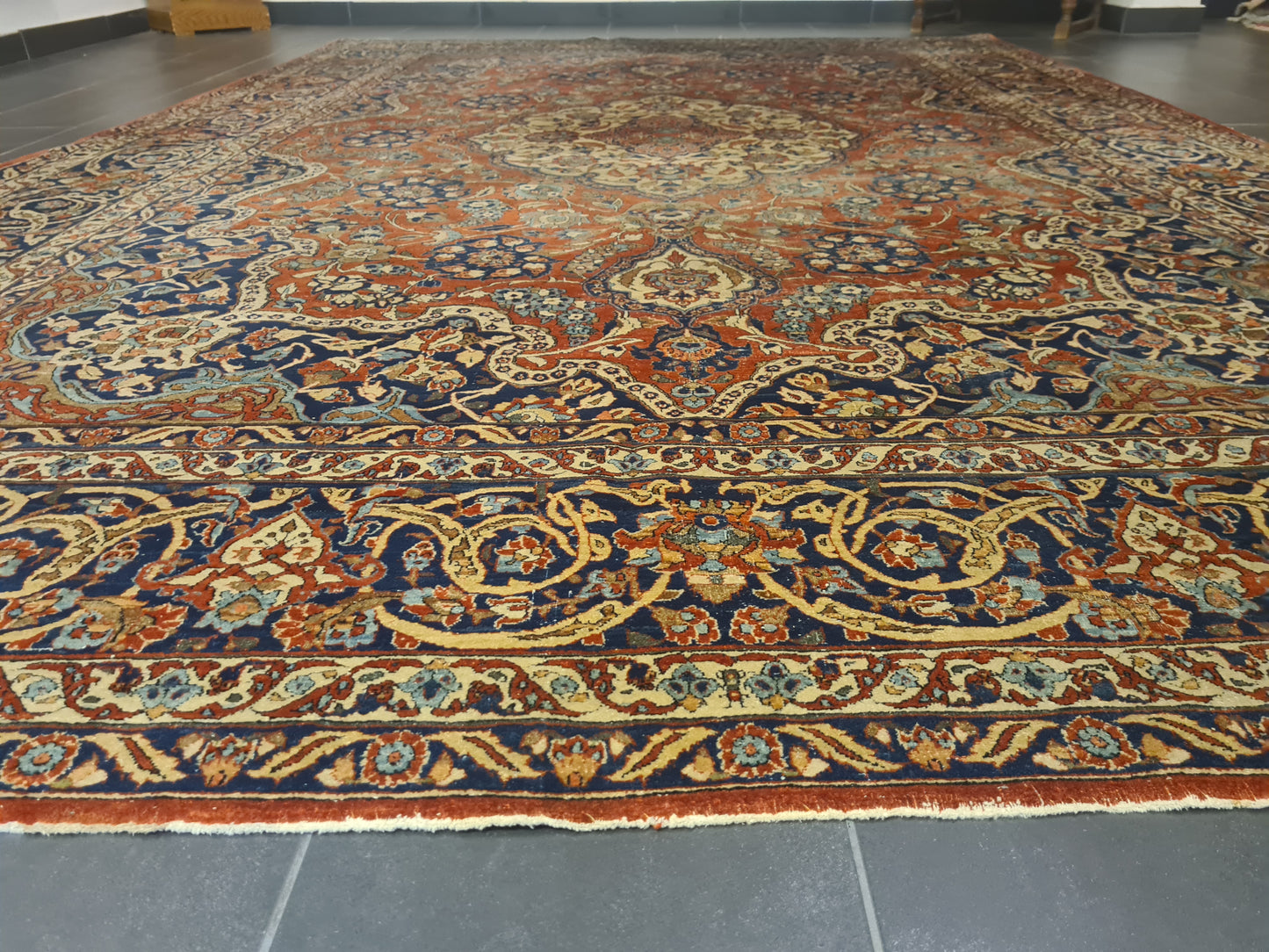 Antiker Prachtvoller Isfahan Orientteppich 390x262cm