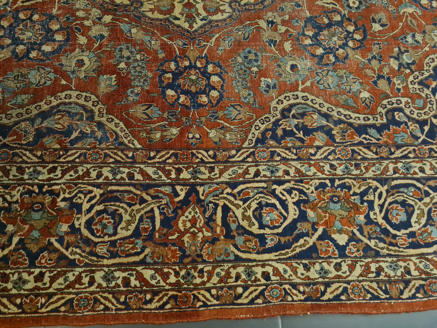 Antiker Prachtvoller Isfahan Orientteppich 390x262cm