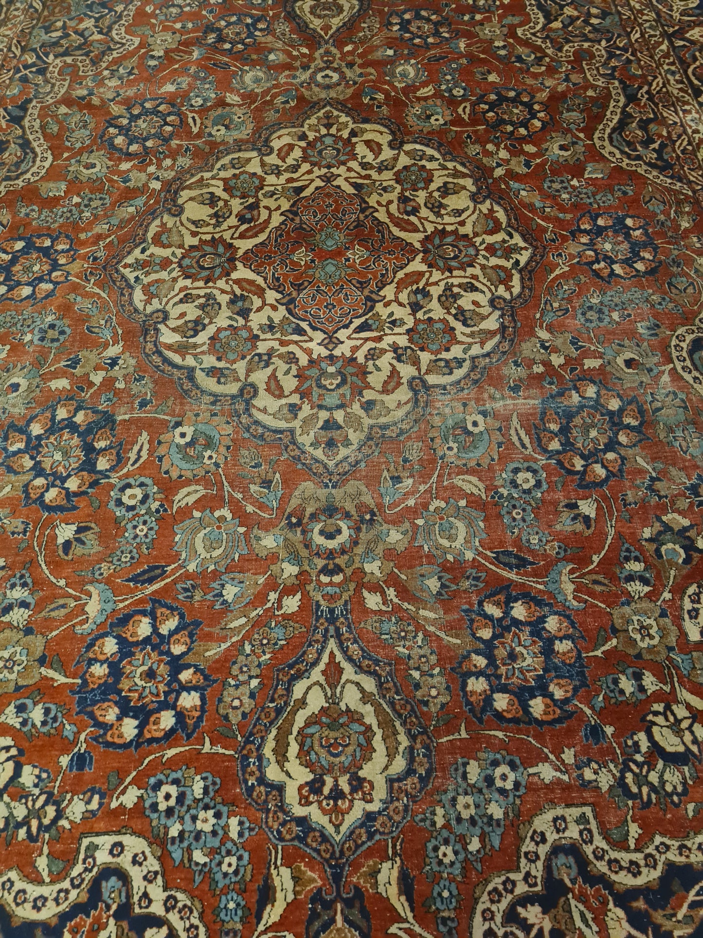 Antiker Prachtvoller Isfahan Orientteppich 390x262cm