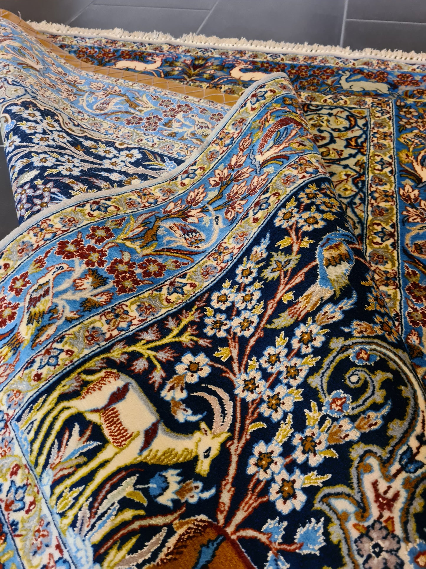 Handgeknüpfter Teppich Isfahan Seidenteppich 157x103cm