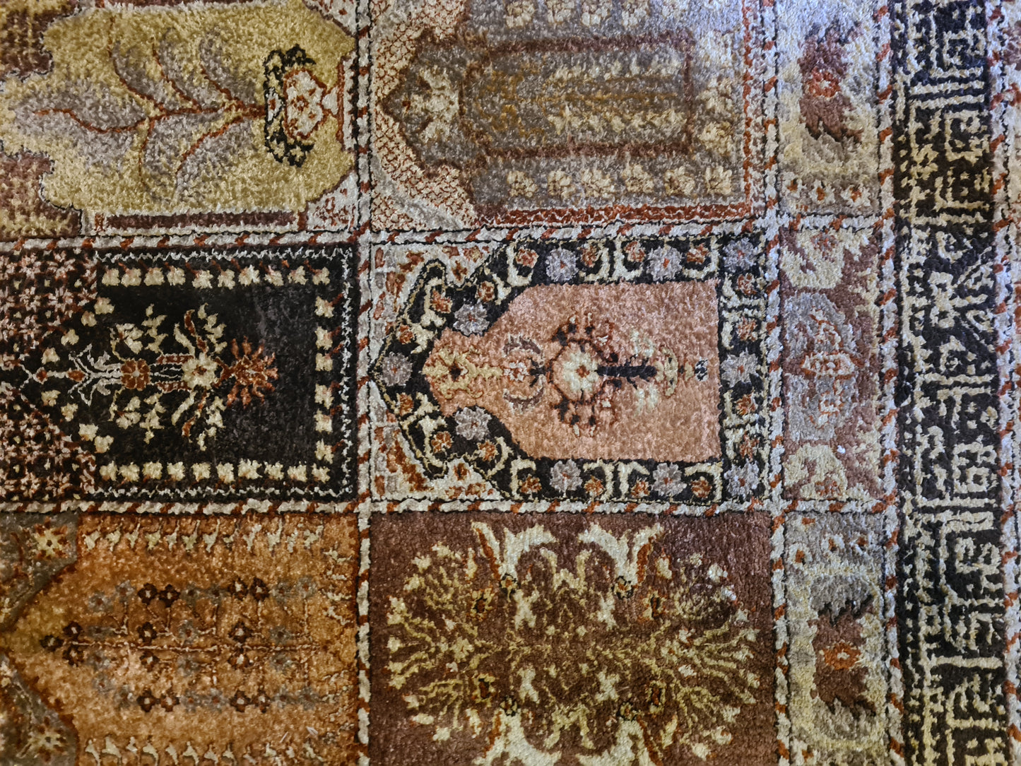 Handgeknüpfter Seidenteppich Kayseri Orientteppich 191x129cm