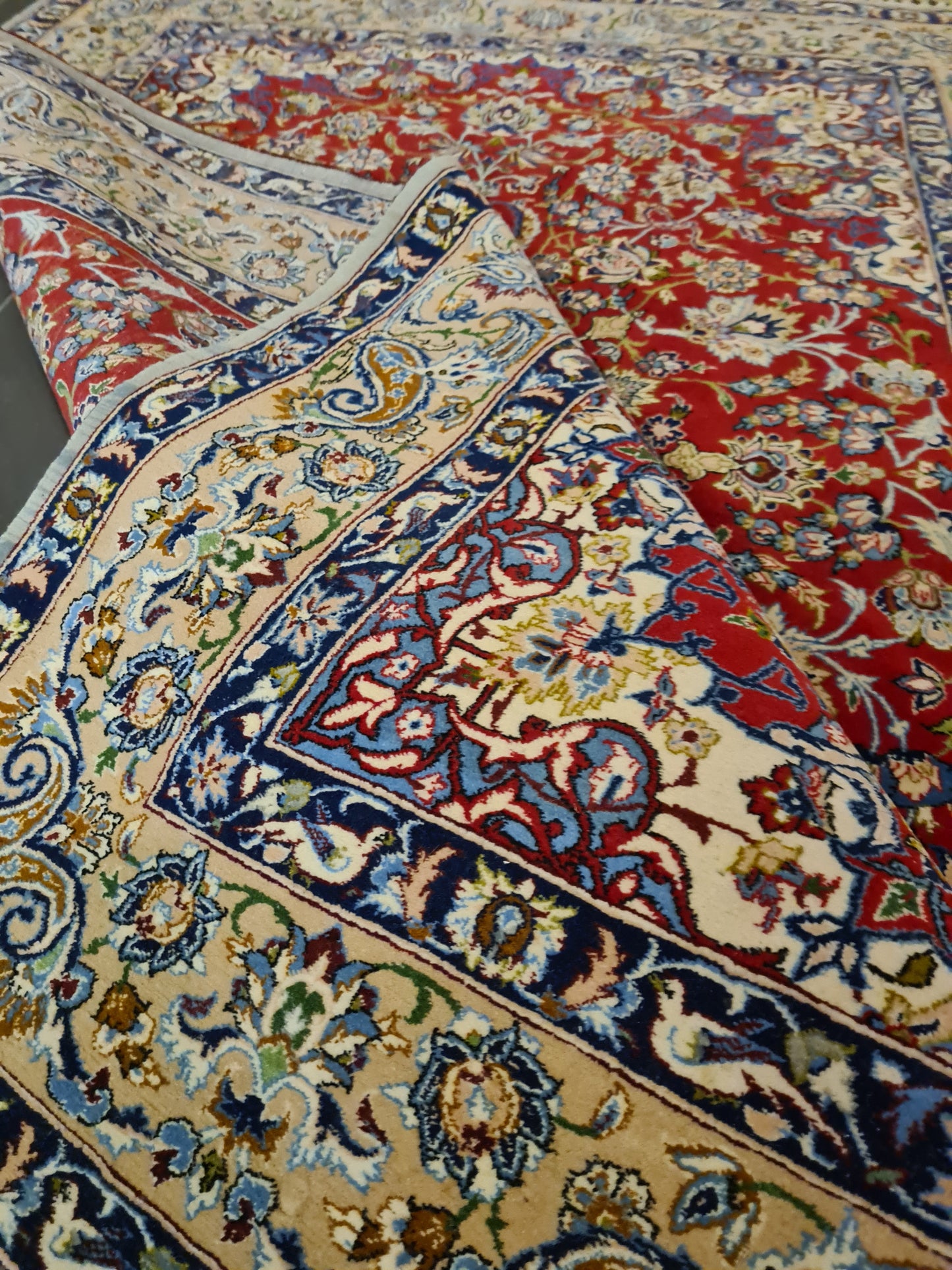 Feiner Handgeknüpfter Isfahan Perser Teppich Seiden Orientteppich 170x110cm