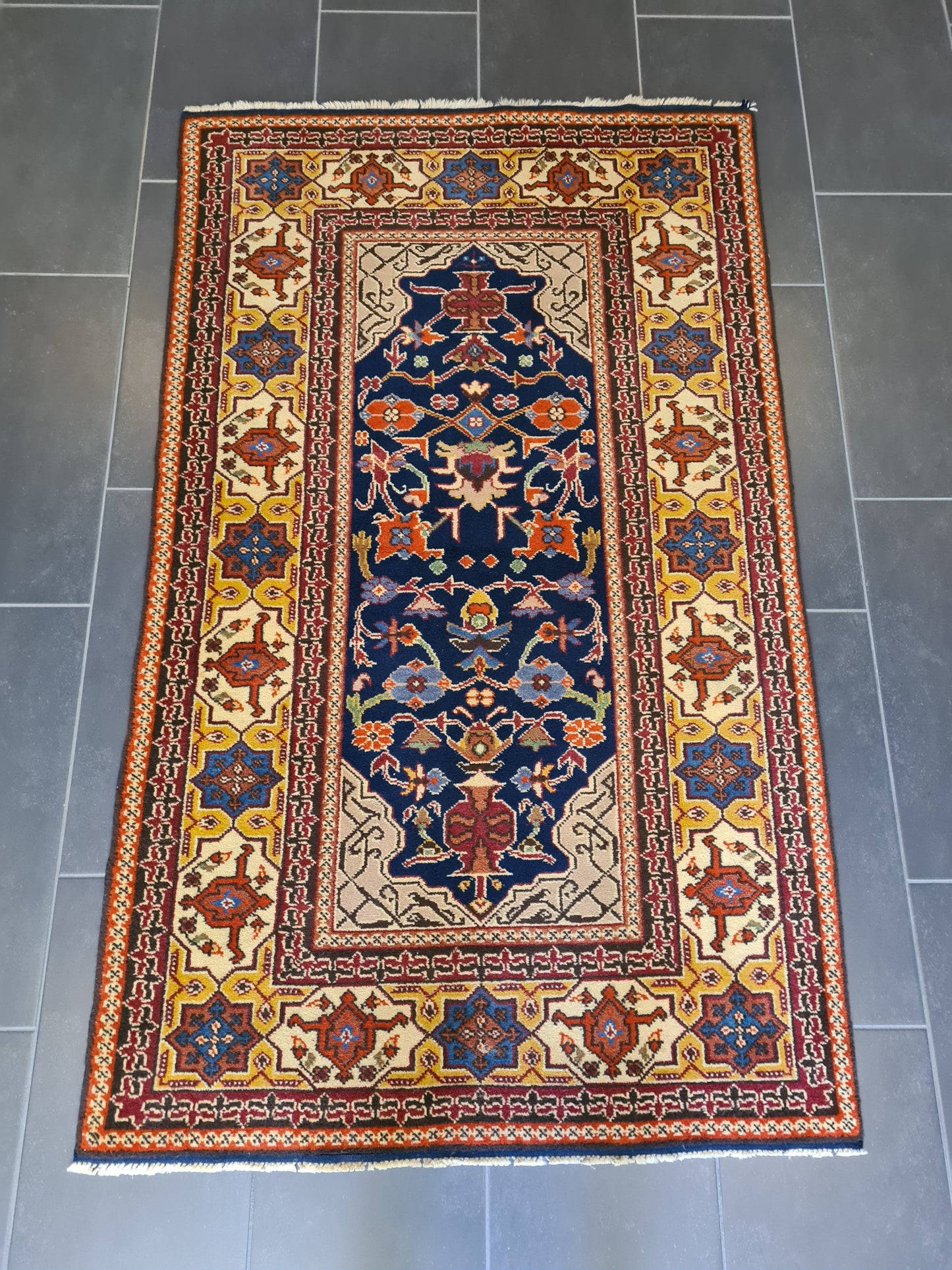 Dekorativer Handgeknüpfter Kasak Orientteppich 175x103cm