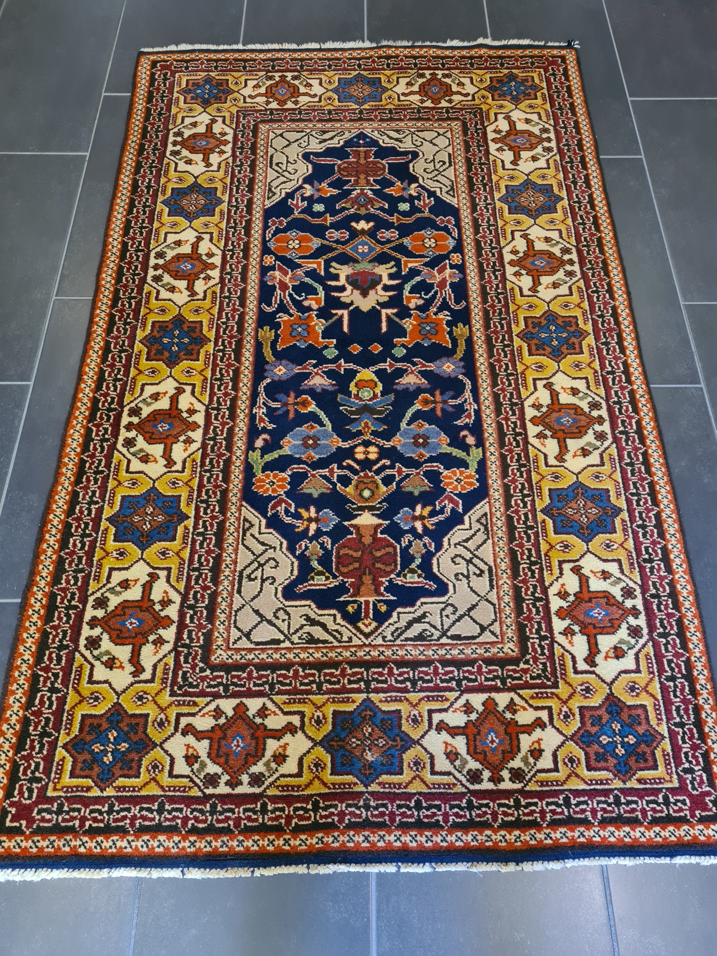 Dekorativer Handgeknüpfter Kasak Orientteppich 175x103cm