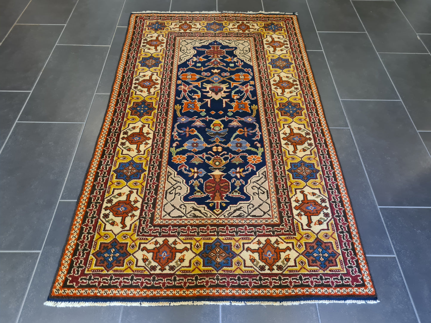 Dekorativer Handgeknüpfter Kasak Orientteppich 175x103cm