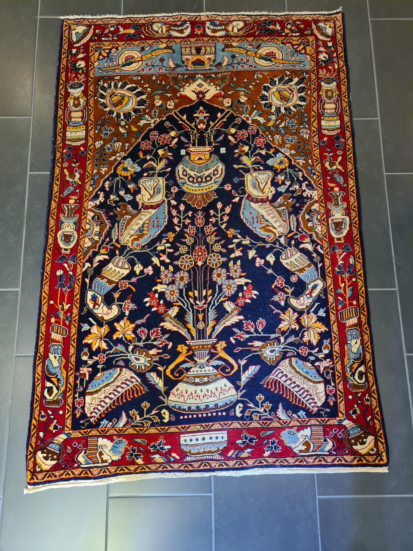 Königlicher Handgeknüpfter Perser Teppich Orientteppich Vasen Ghoum 156x105cm