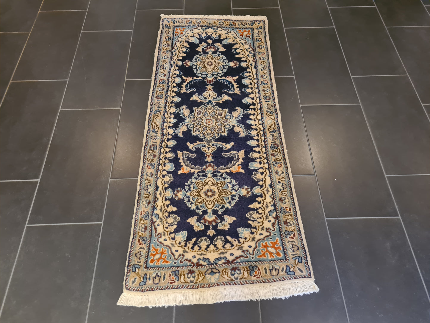 Feiner handgeknüpfter Perser Nain Teppich Orientteppich 157x70cm