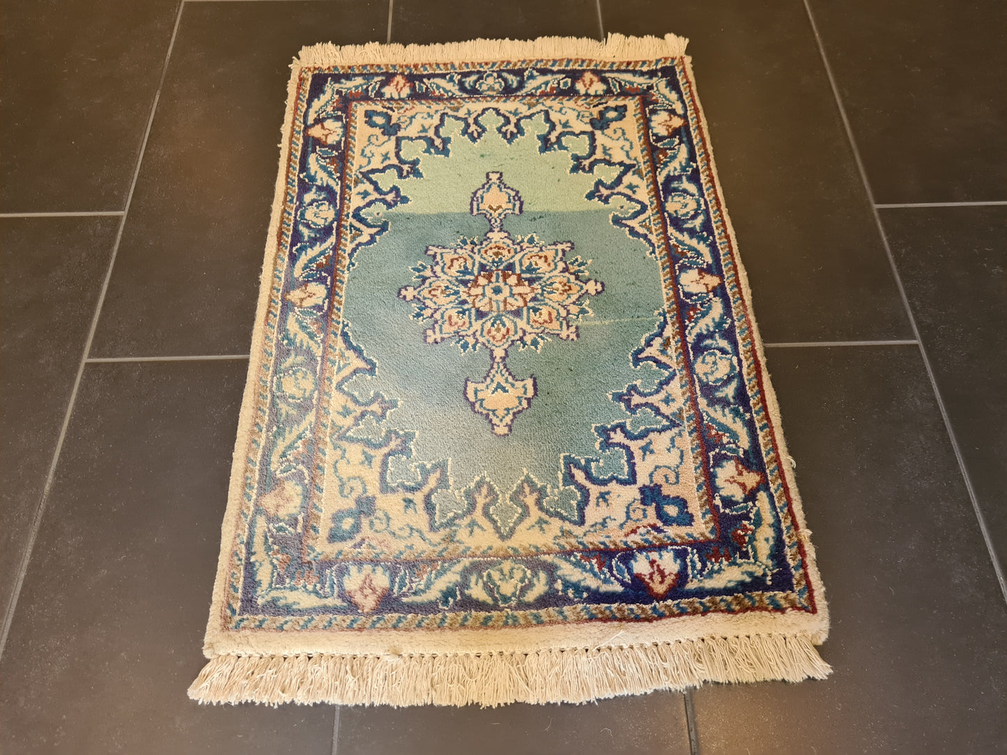 Feiner handgeknüpfter Perser Teppich Nain Orientteppich 80x55cm