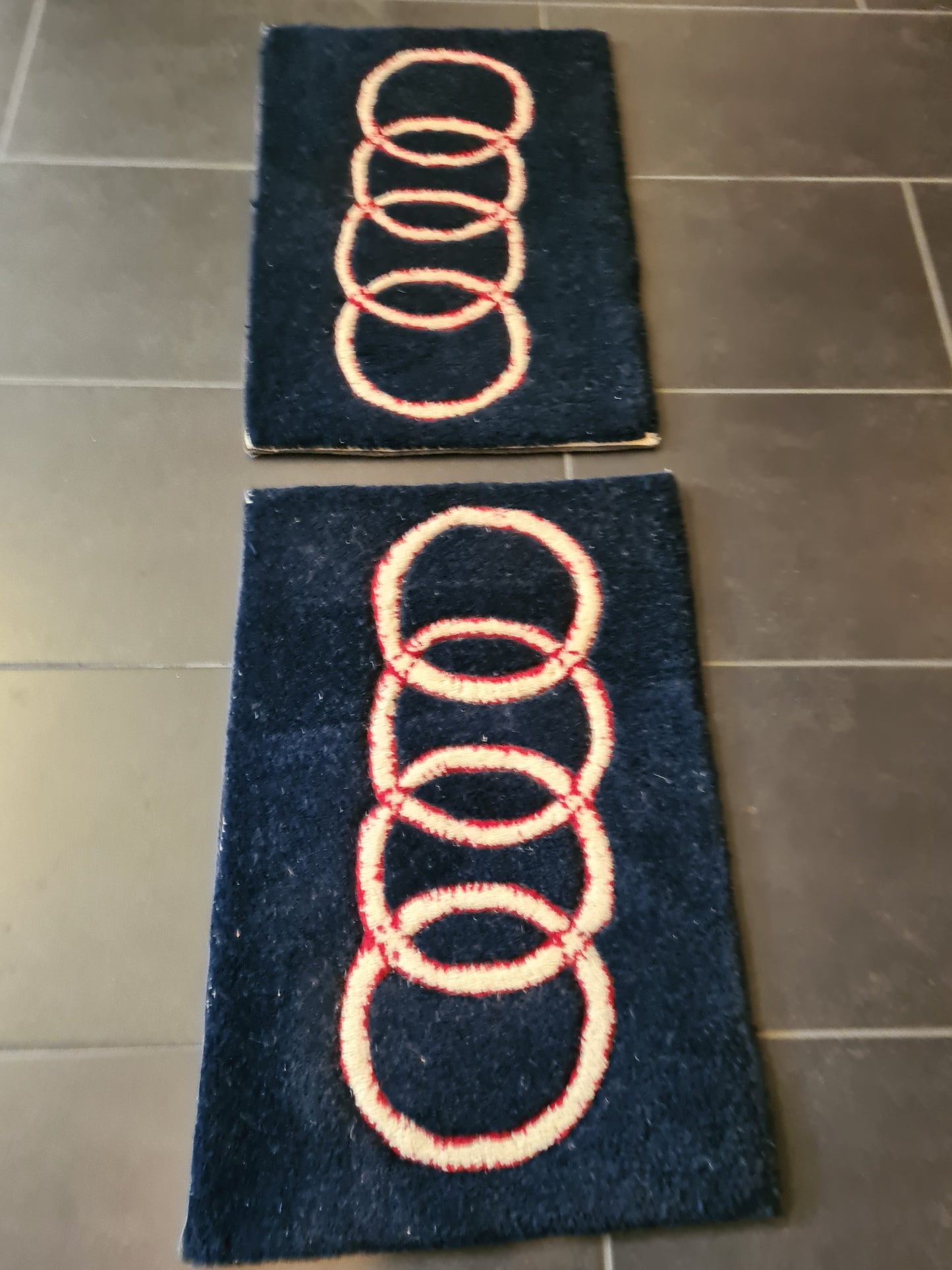 Hochwertig Handgetupfter Audi Design Teppich Orientteppich Set 2 Stück 61x40cm