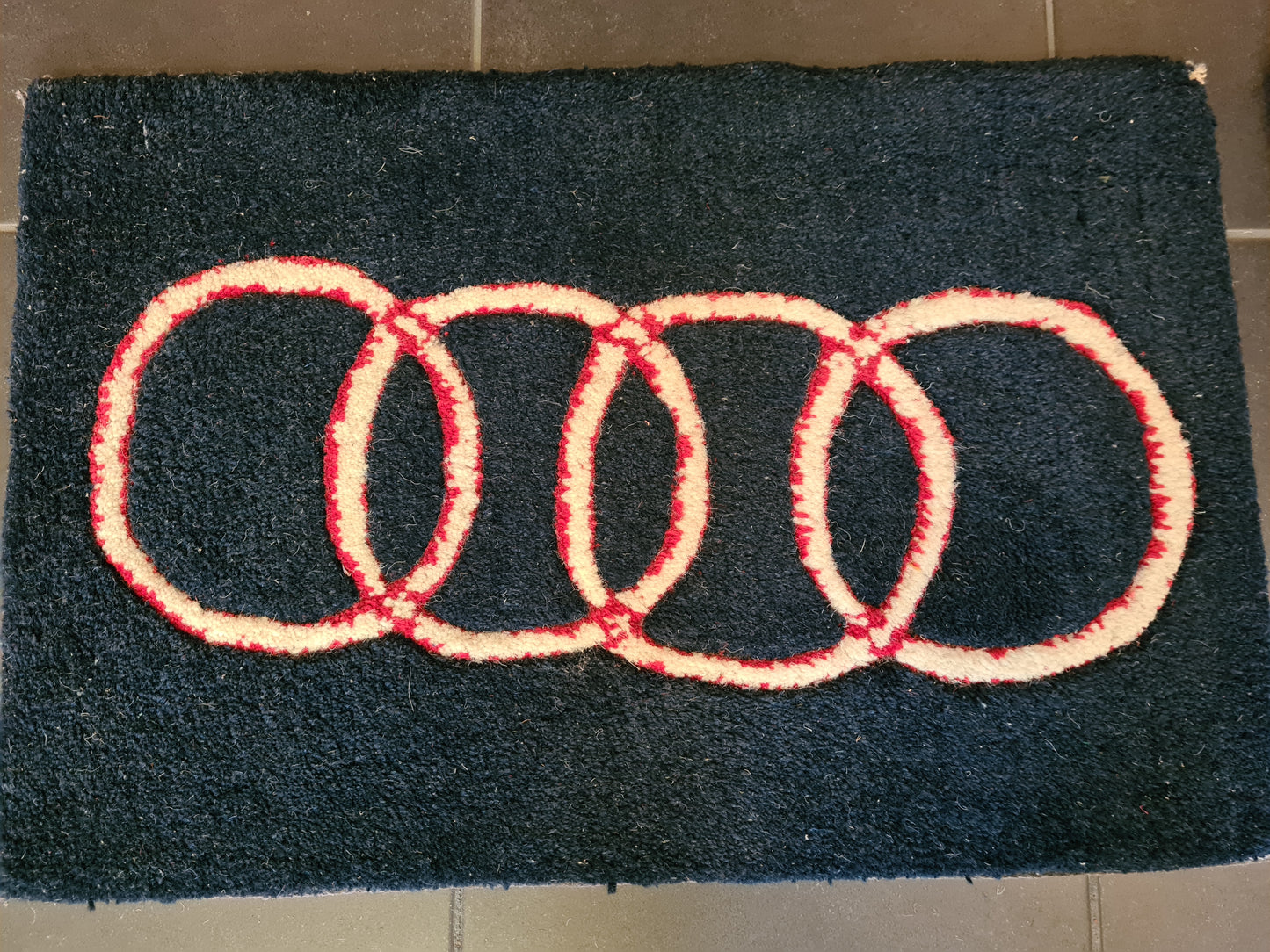 Hochwertig Handgetupfter Audi Design Teppich Orientteppich Set 2 Stück 61x40cm