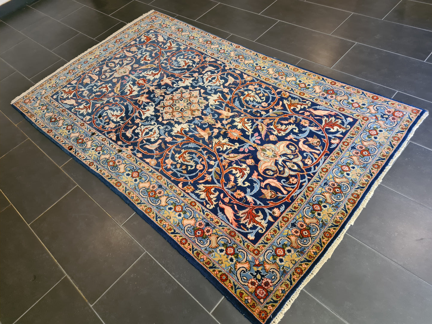 Königlicher Handgeknüpfter Perser Teppich Sarough Orientteppich 228x135cm