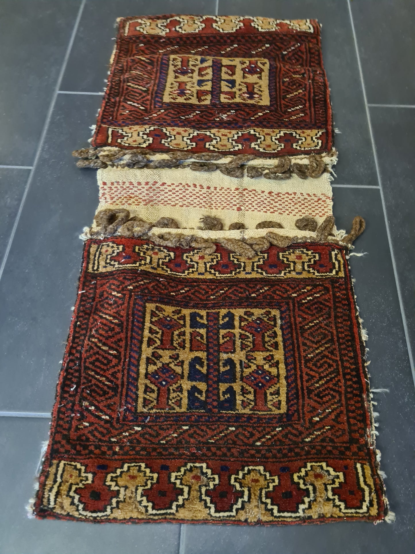 Antiker Handgeknüpfter Perser Teppich Belutsch Orientteppich Satteltasche Sammlerstück 95x44cm