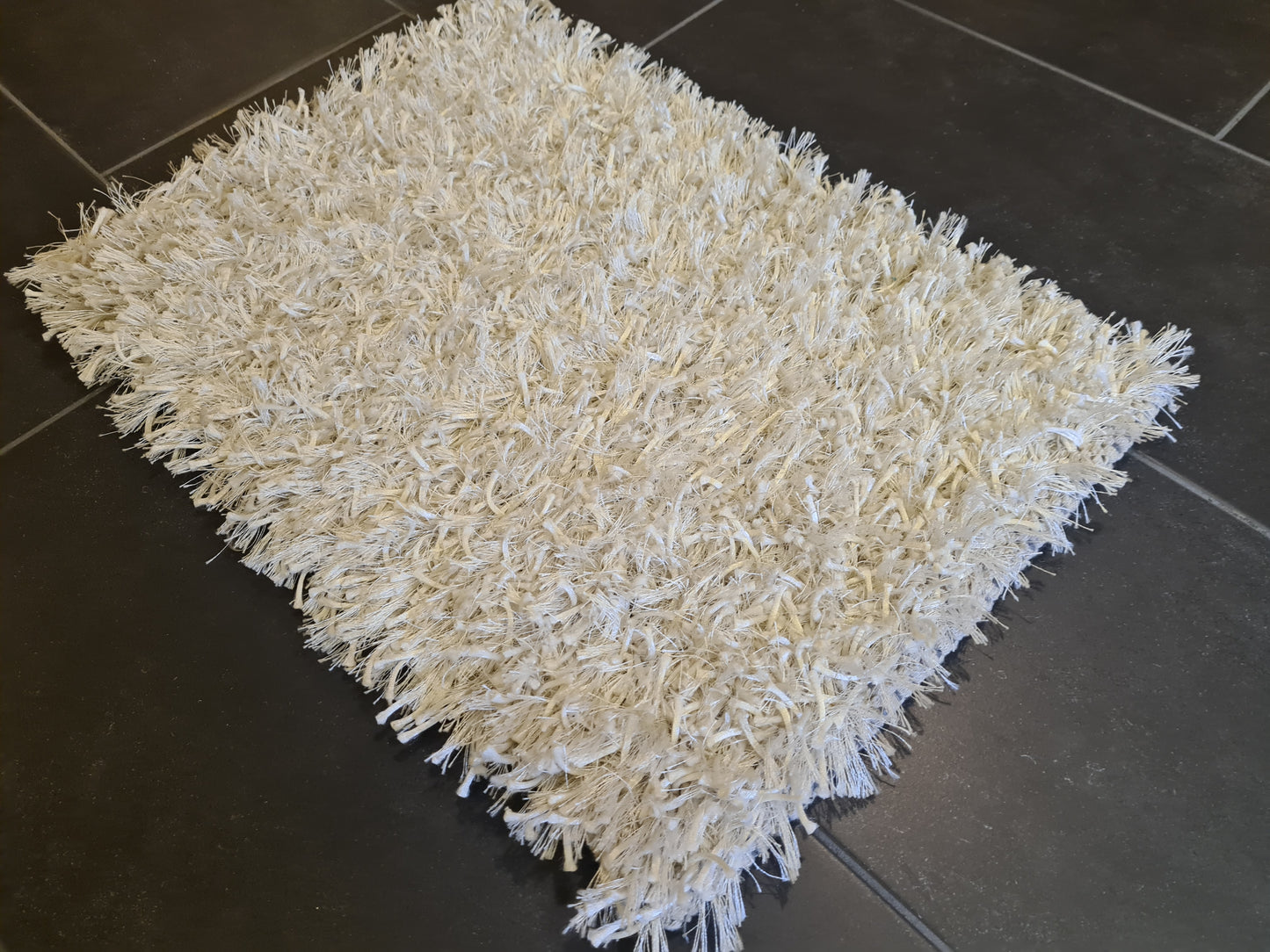 Moderner Handgeknüpfter Orientteppich Dekorativer Shaggy-Teppich 64x48cm