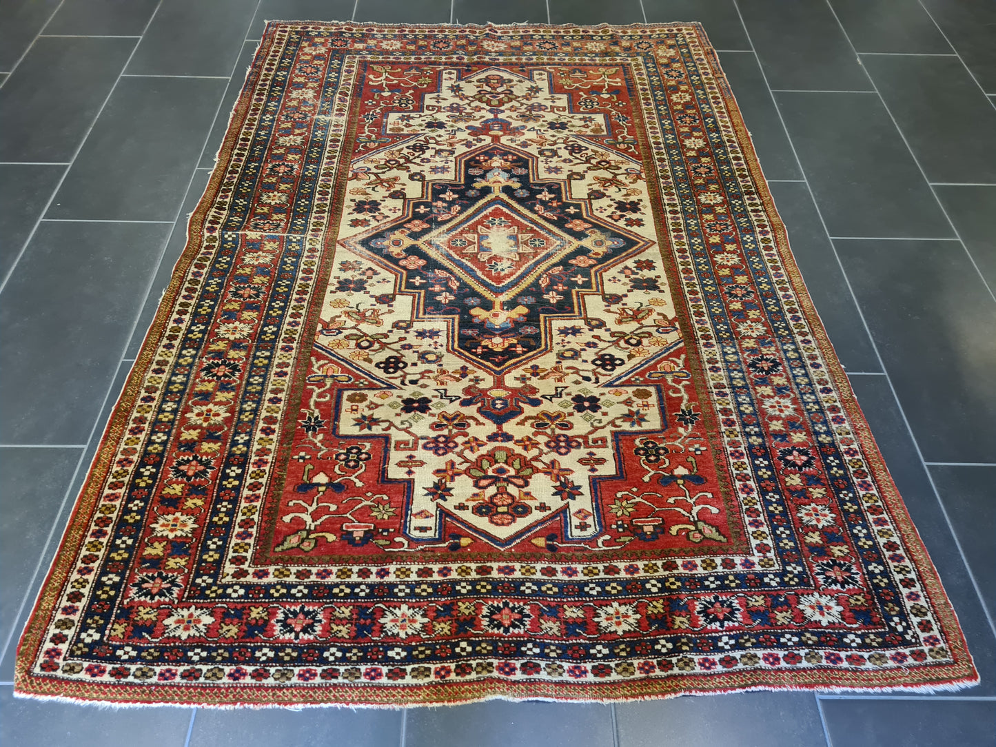 Antiker Feiner Handgeknüpfter Orientteppich Kasak Teppich Sammlerstück 195x142cm