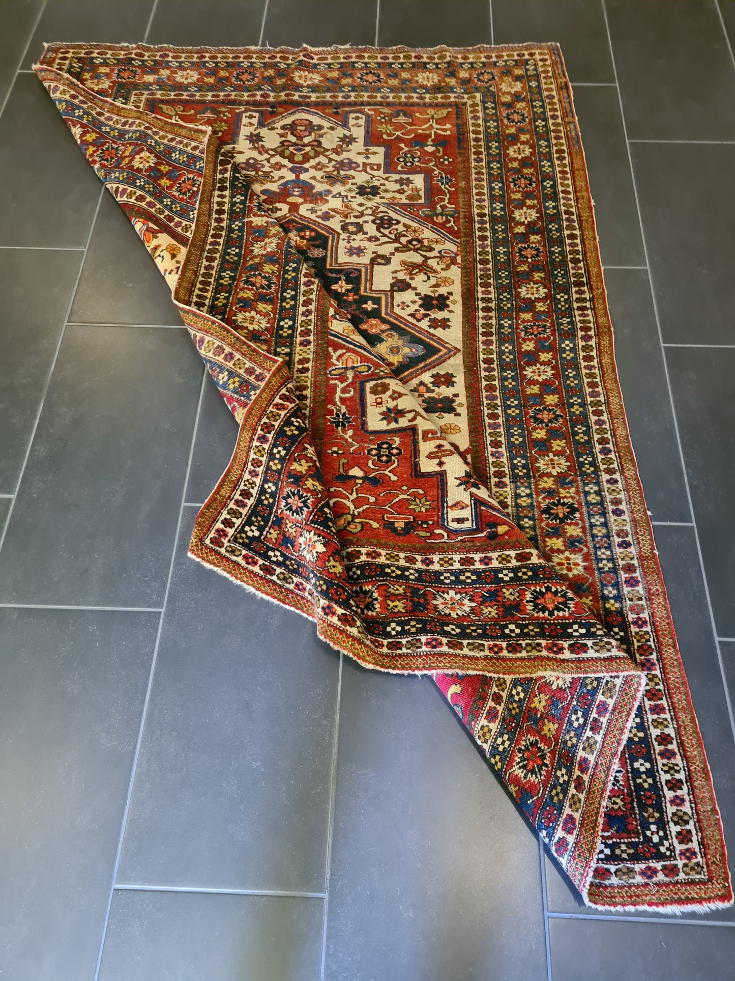 Antiker Feiner Handgeknüpfter Orientteppich Kasak Teppich Sammlerstück 195x142cm