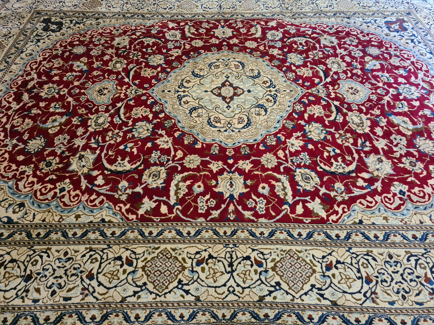 Perser Teppich Orientteppich Nain handgeknüpft Palast Seide fein 400x290cm