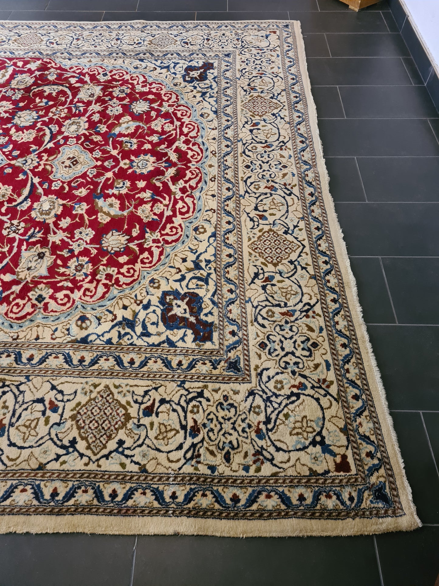 Perser Teppich Orientteppich Nain handgeknüpft Palast Seide fein 400x290cm