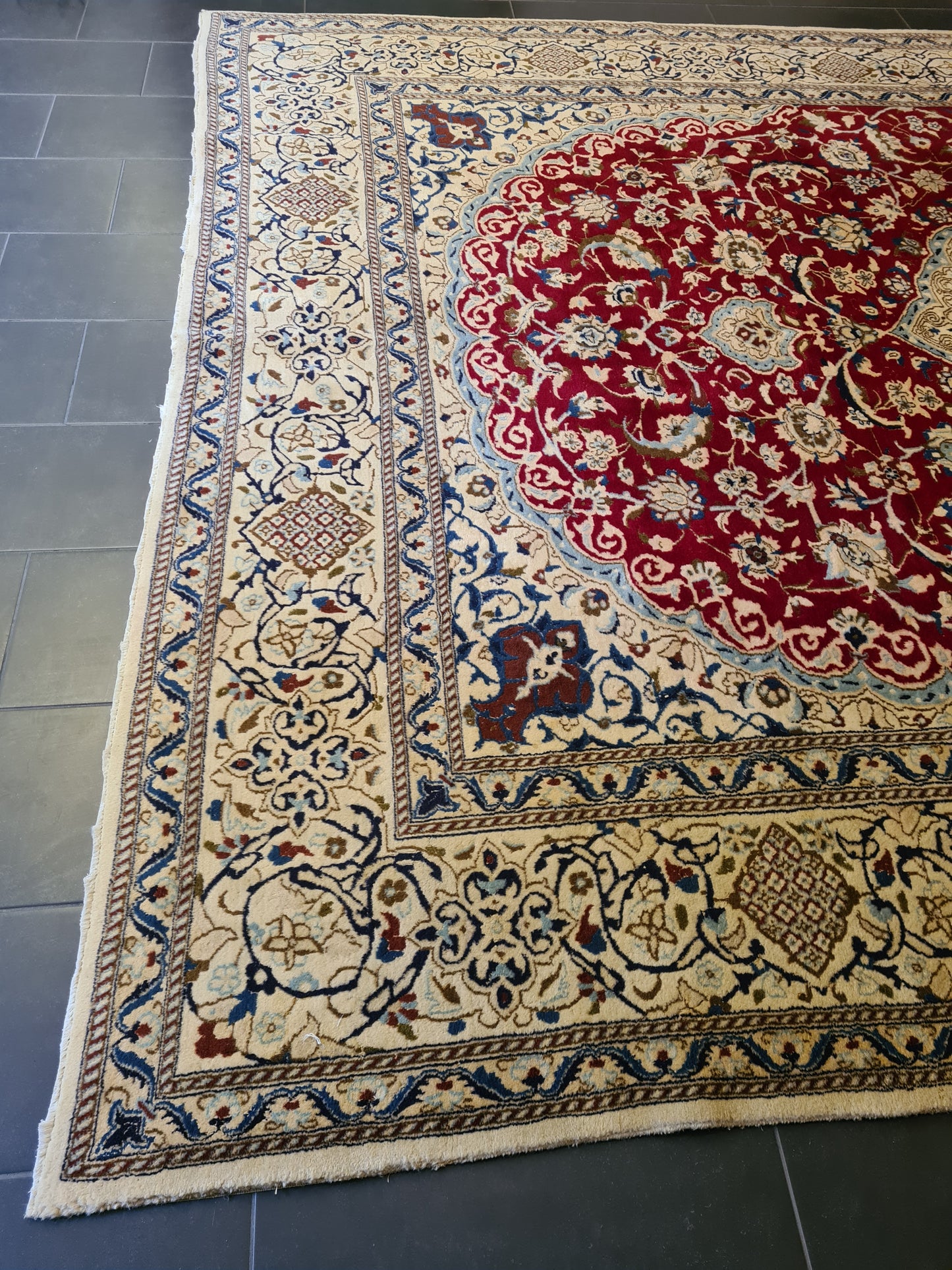 Perser Teppich Orientteppich Nain handgeknüpft Palast Seide fein 400x290cm