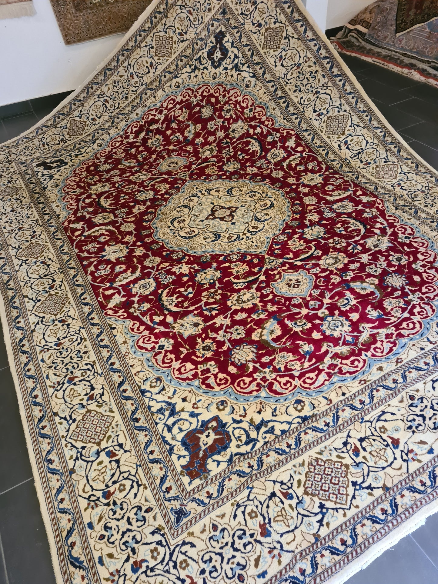 Perser Teppich Orientteppich Nain handgeknüpft Palast Seide fein 400x290cm