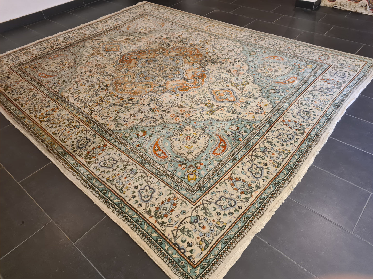 Perser Teppich Orientteppich Täbris Palastteppich handgeknüpft 310x252cm